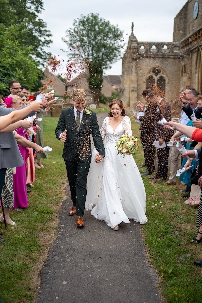 Wedding Photography in Oxford with a Documentary Approach 
