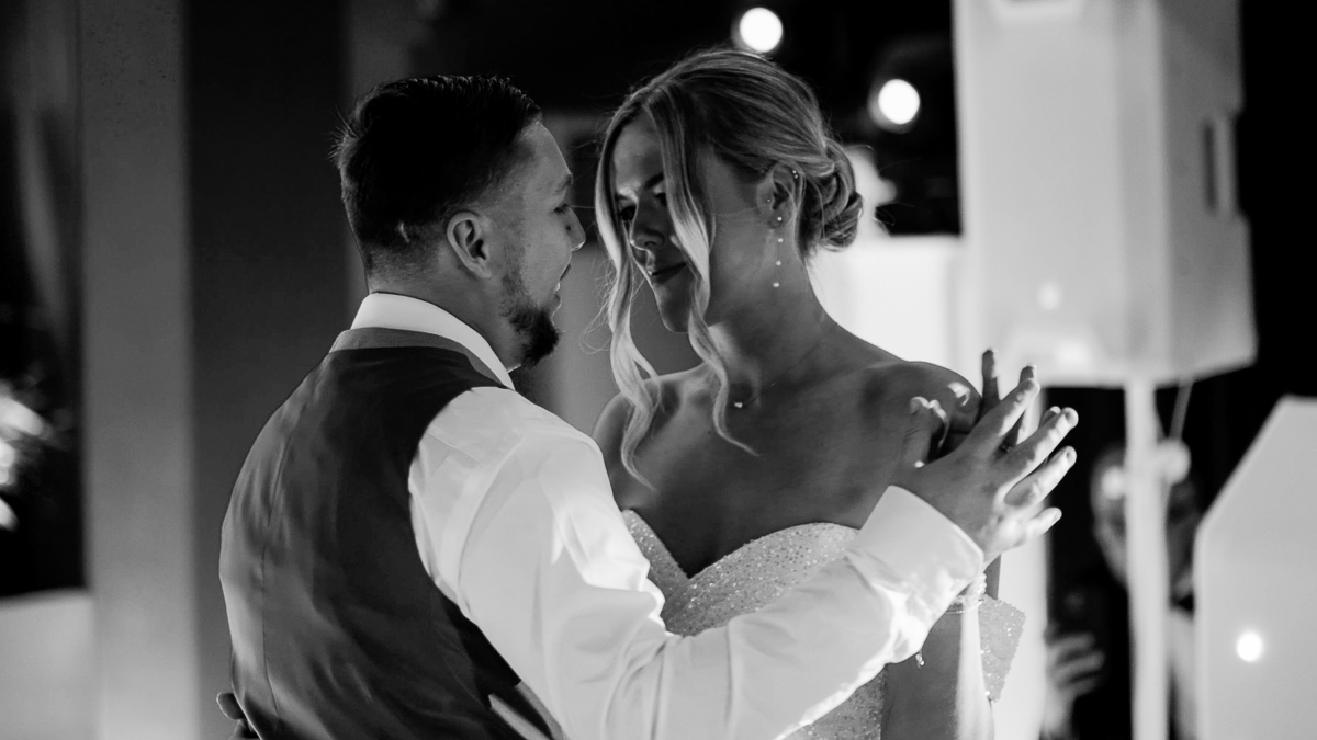 Bride and Groom First Dance captured on Leica SL2s