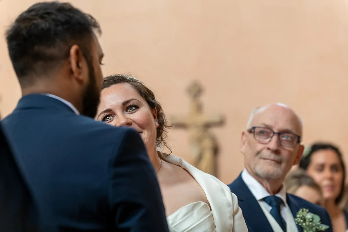 Loving looks Loving looks